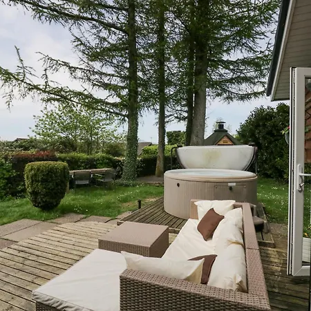 Ferienhaus Lake Lodge