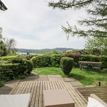 別荘 Lake Lodge ボウネス＝オン＝ウィンダミア